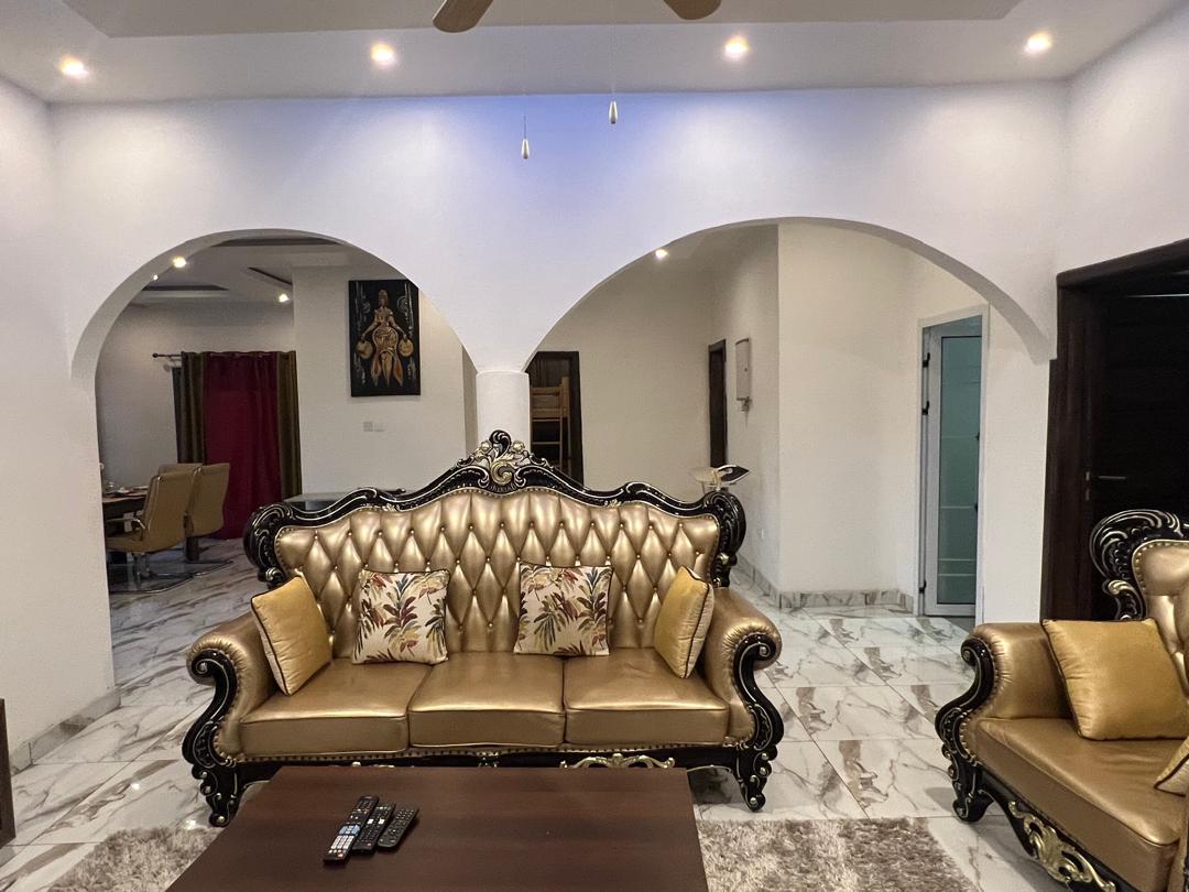 3-bedroom Short Stay - Ashaley Botwe